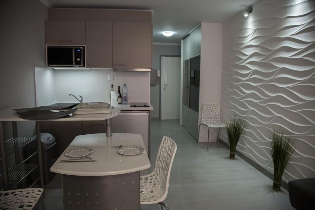 Stylish Studio In Only 50 Meters From Beach ! Niza Exterior foto